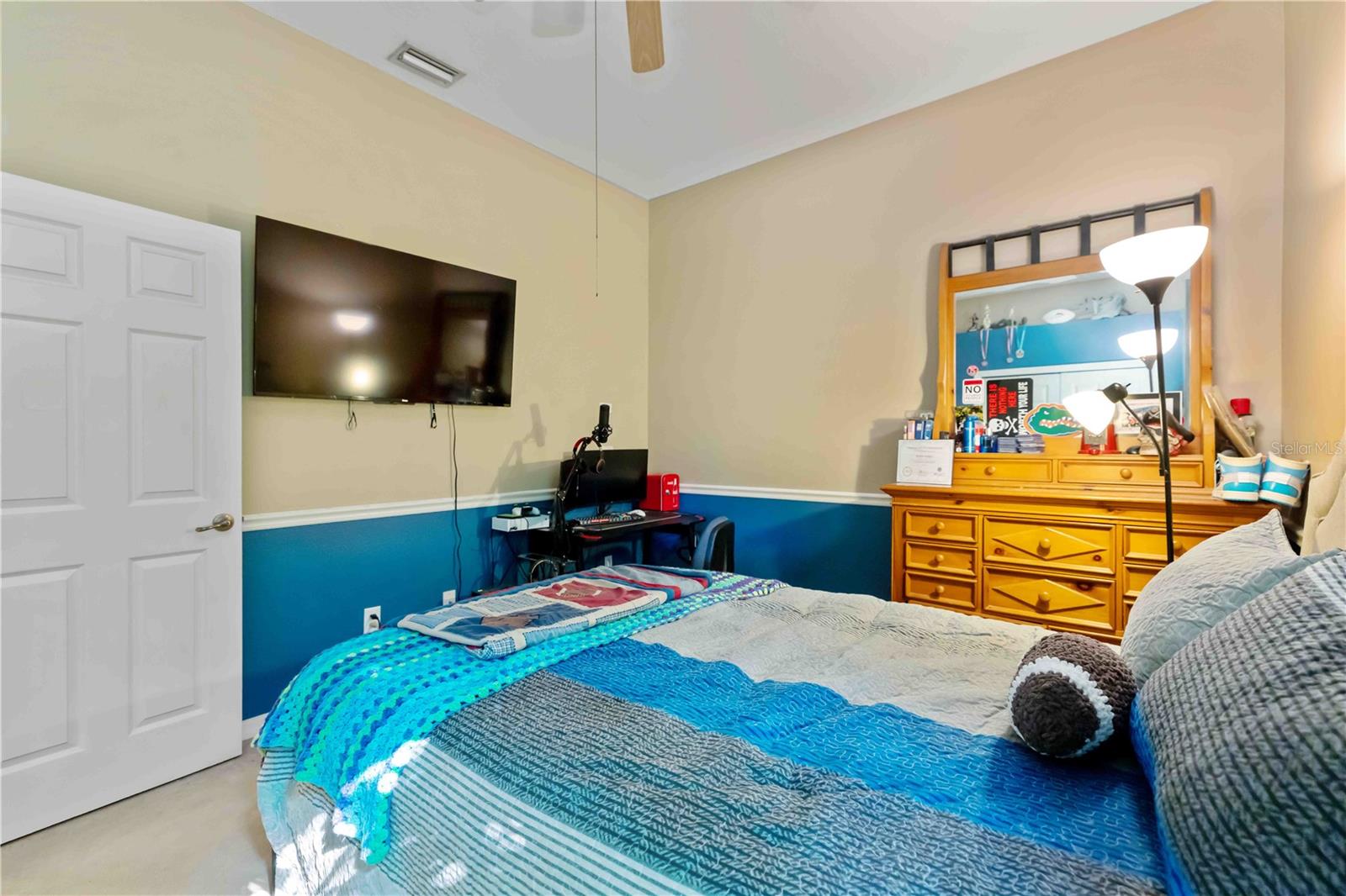 Image 24 of 41 For 12565 30th Street Circle E