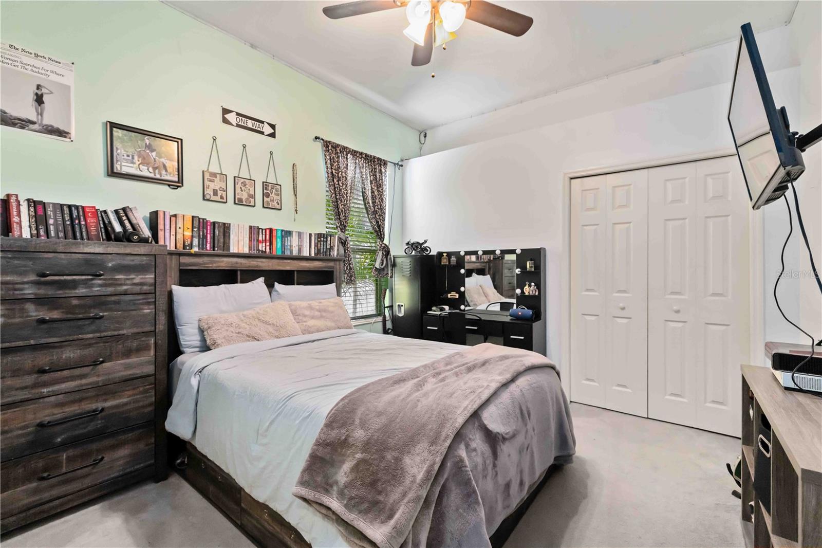 Image 25 of 41 For 12565 30th Street Circle E