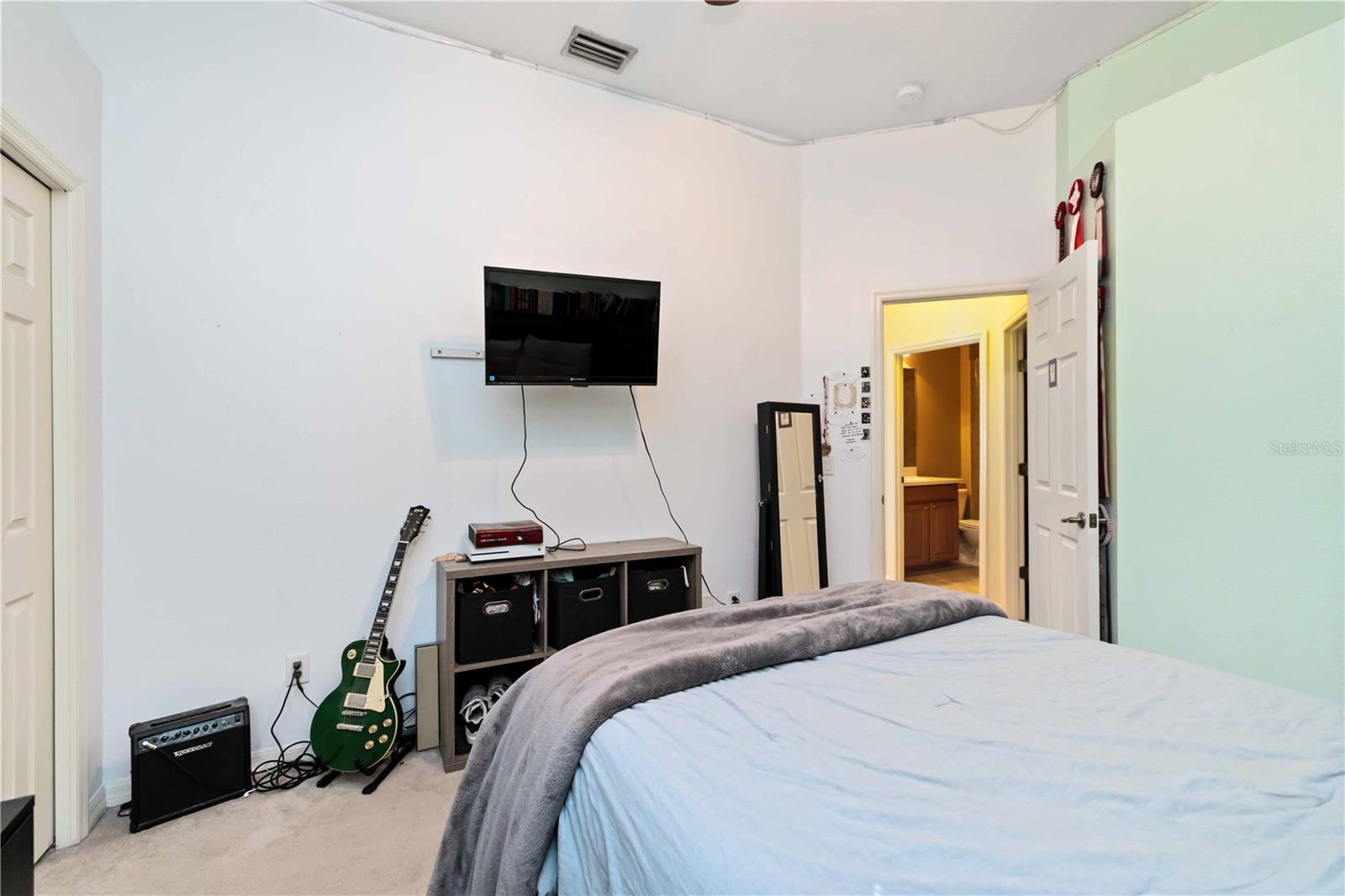 Image 26 of 41 For 12565 30th Street Circle E