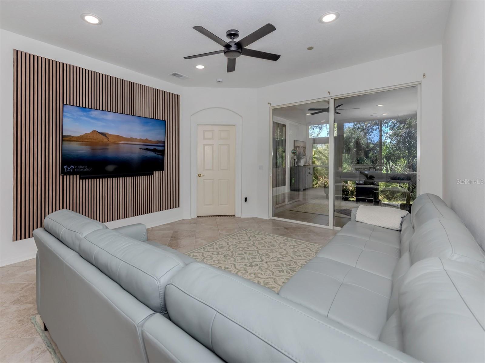 Image 11 of 41 For 688 Back Nine Drive