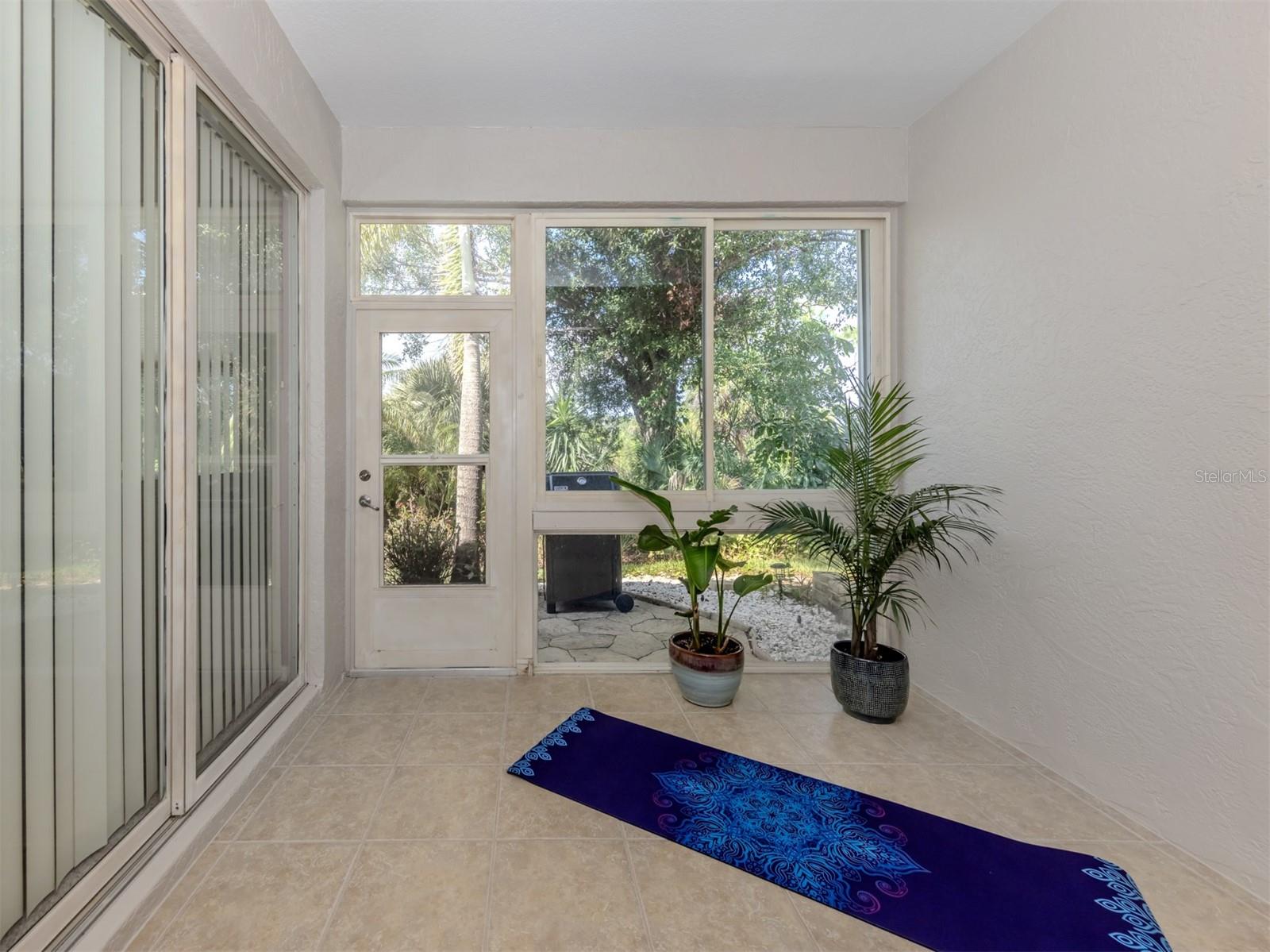 Image 9 of 41 For 688 Back Nine Drive