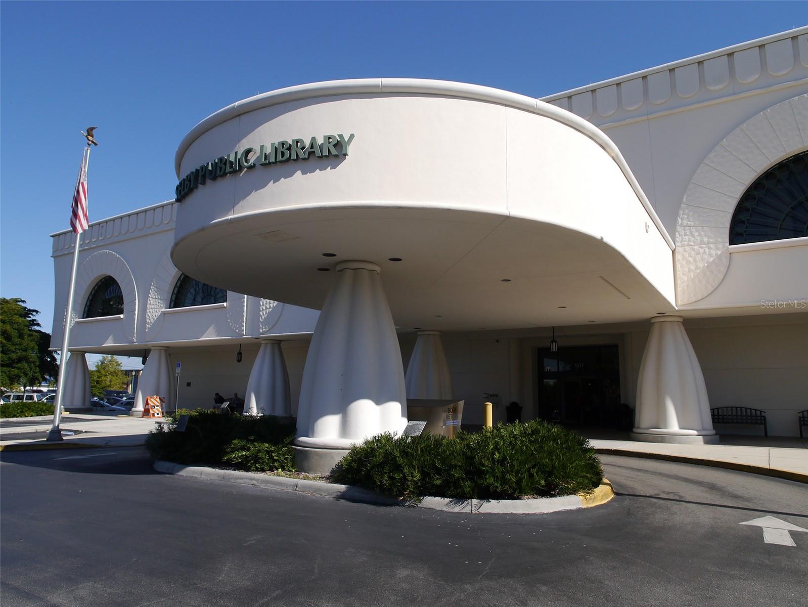 Image 44 of 46 For 1732 Hillview Street