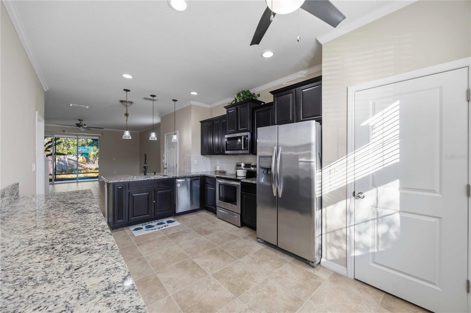 Image 5 of 48 For 6472 Boxgrove Drive