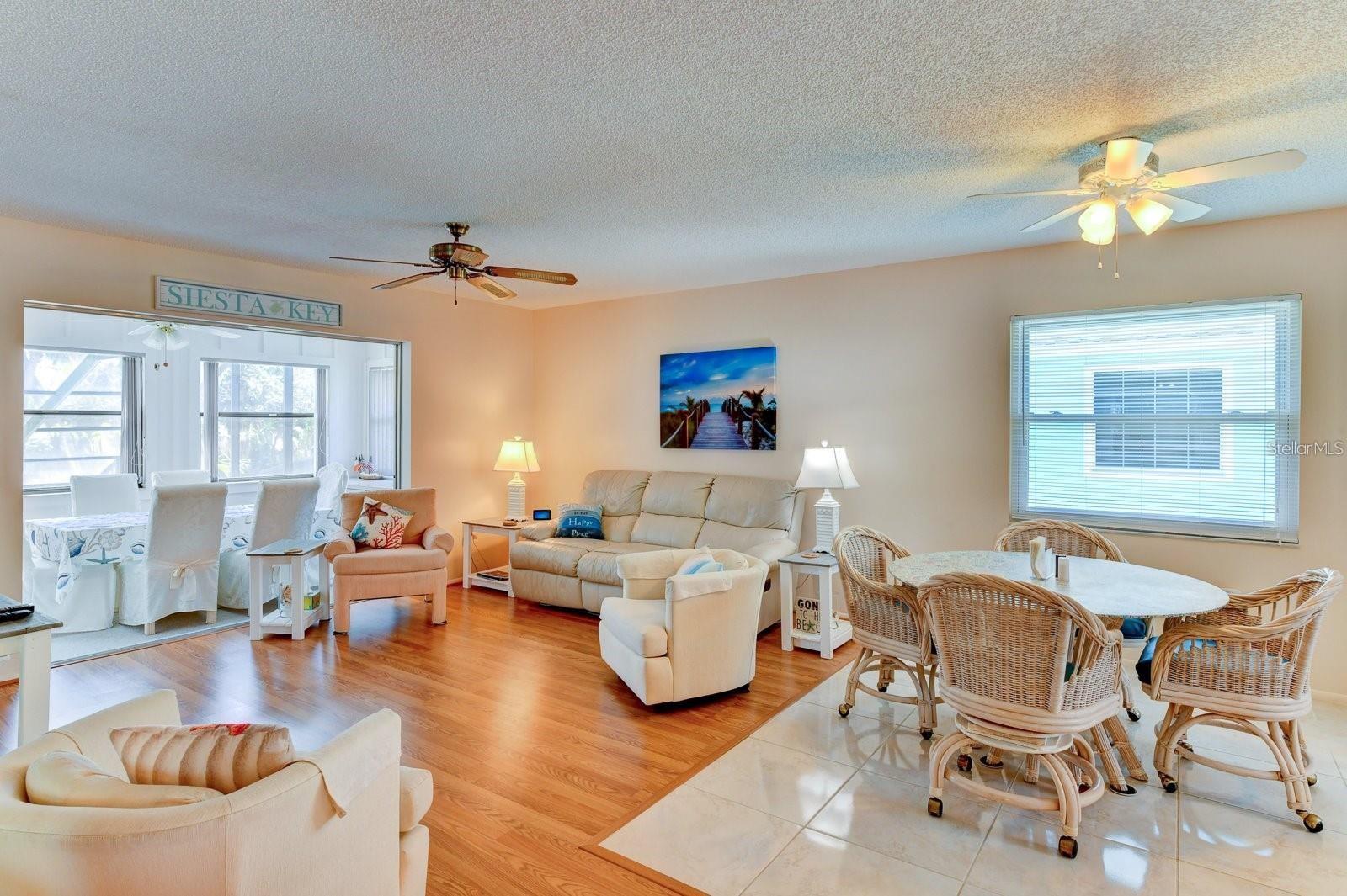 Image 3 of 39 For 5385 Avenida Del Mare