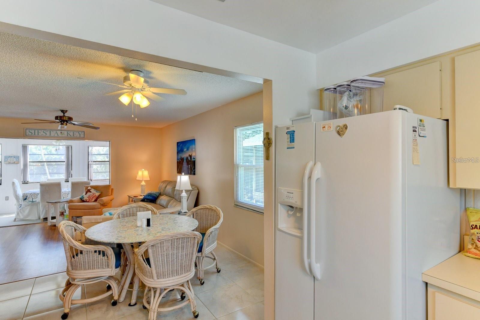 Image 6 of 39 For 5385 Avenida Del Mare