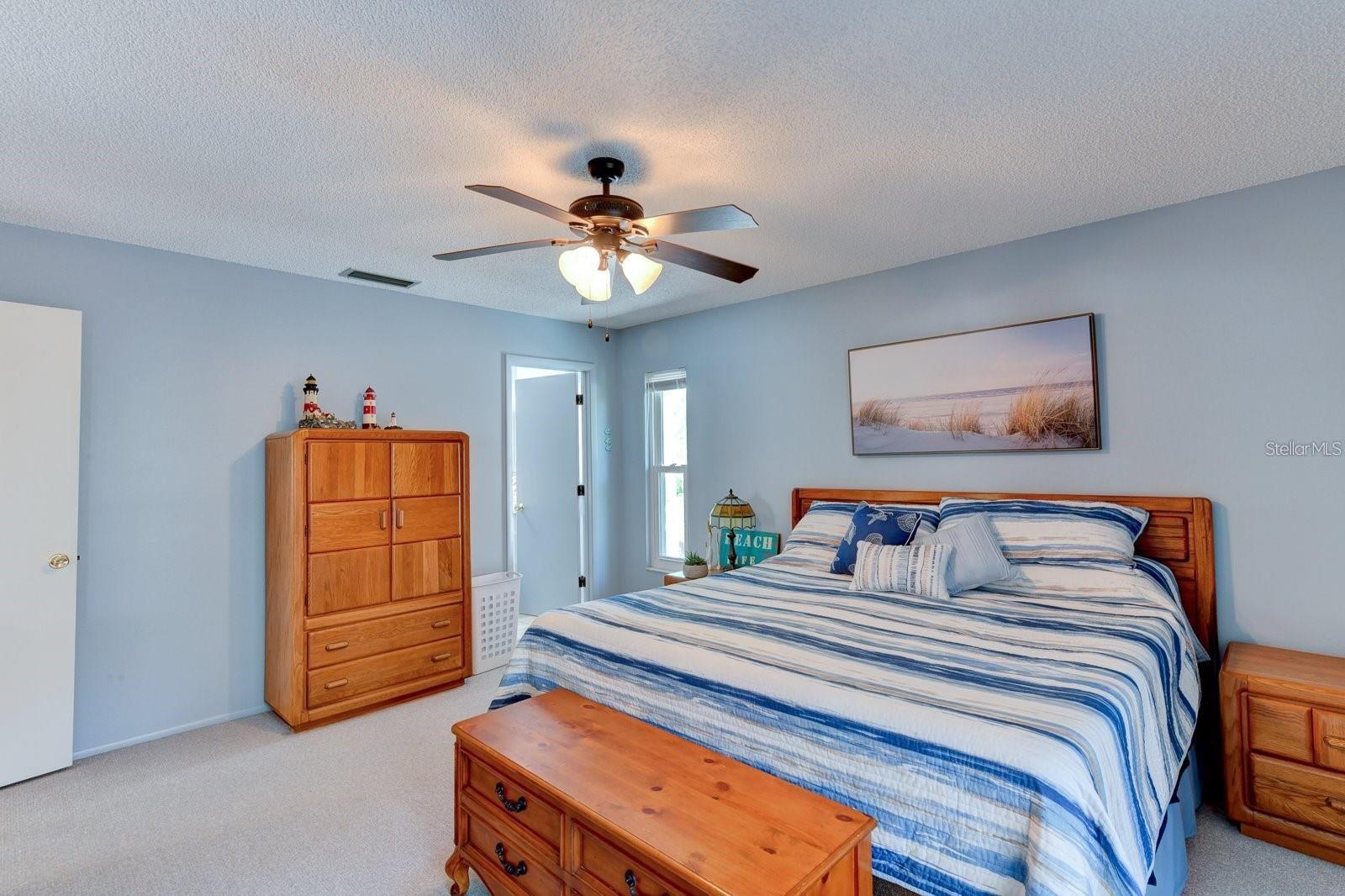 Image 8 of 39 For 5385 Avenida Del Mare