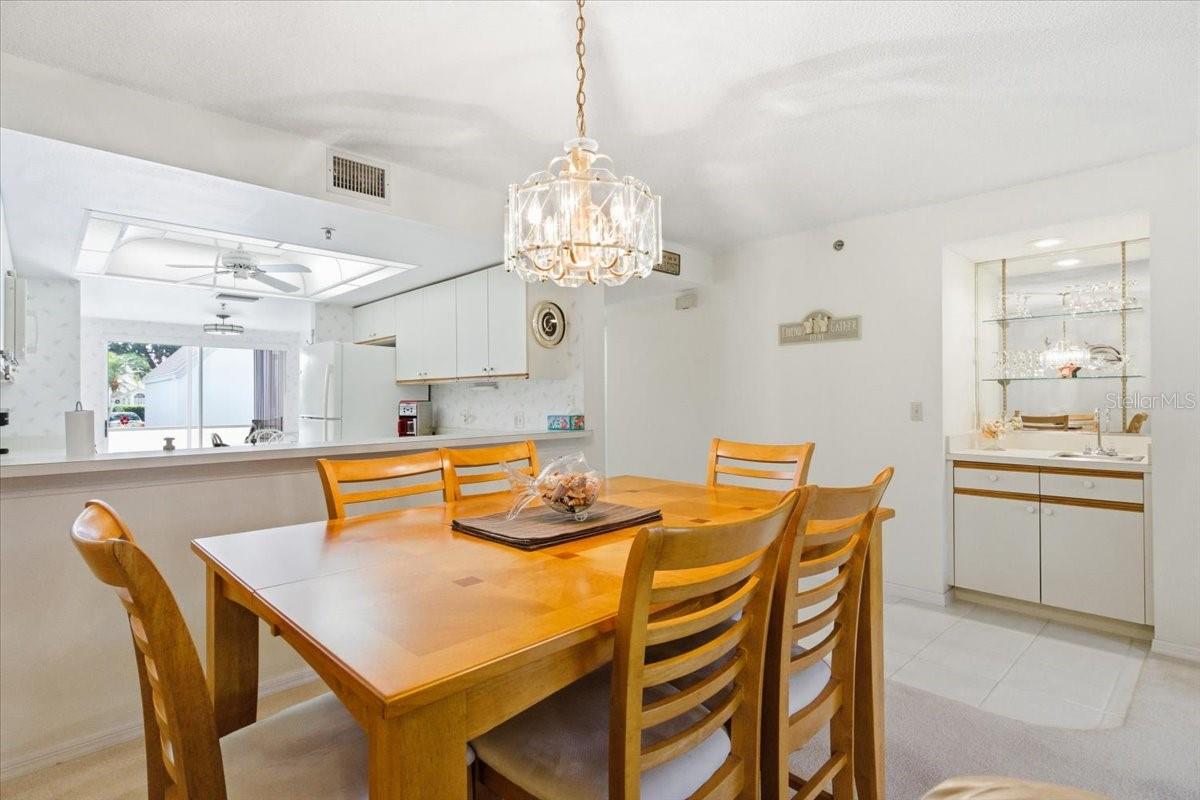 Image 18 of 86 For 6713 Stone River Road 103