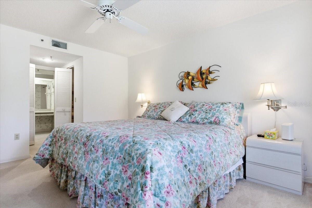 Image 33 of 86 For 6713 Stone River Road 103