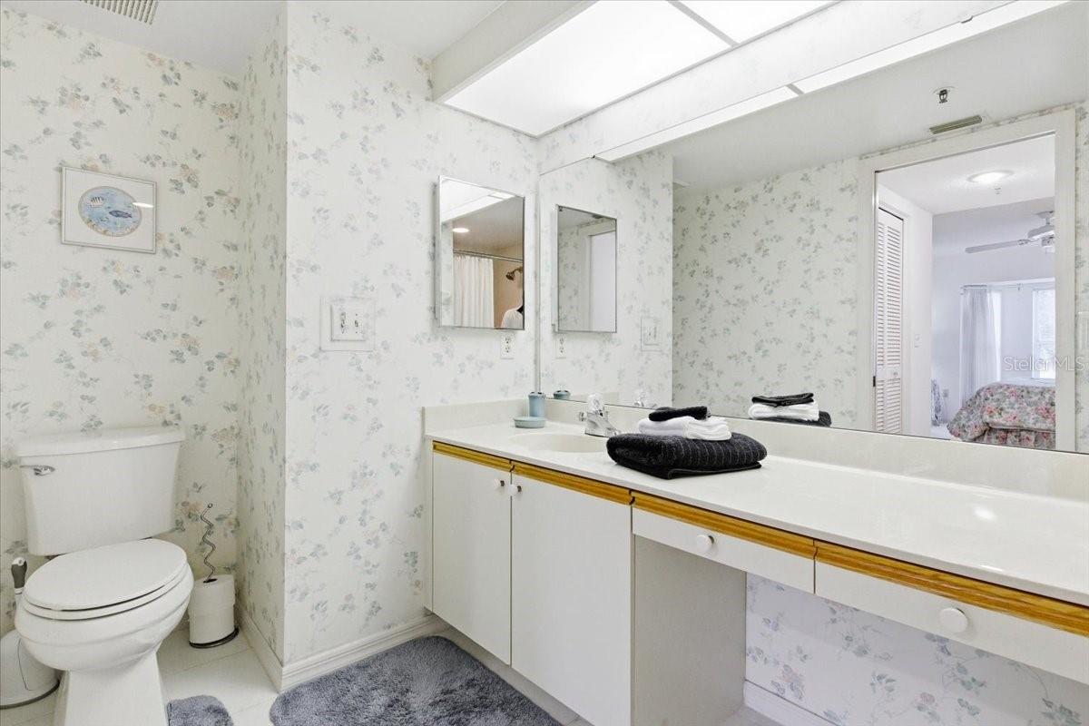 Image 37 of 86 For 6713 Stone River Road 103