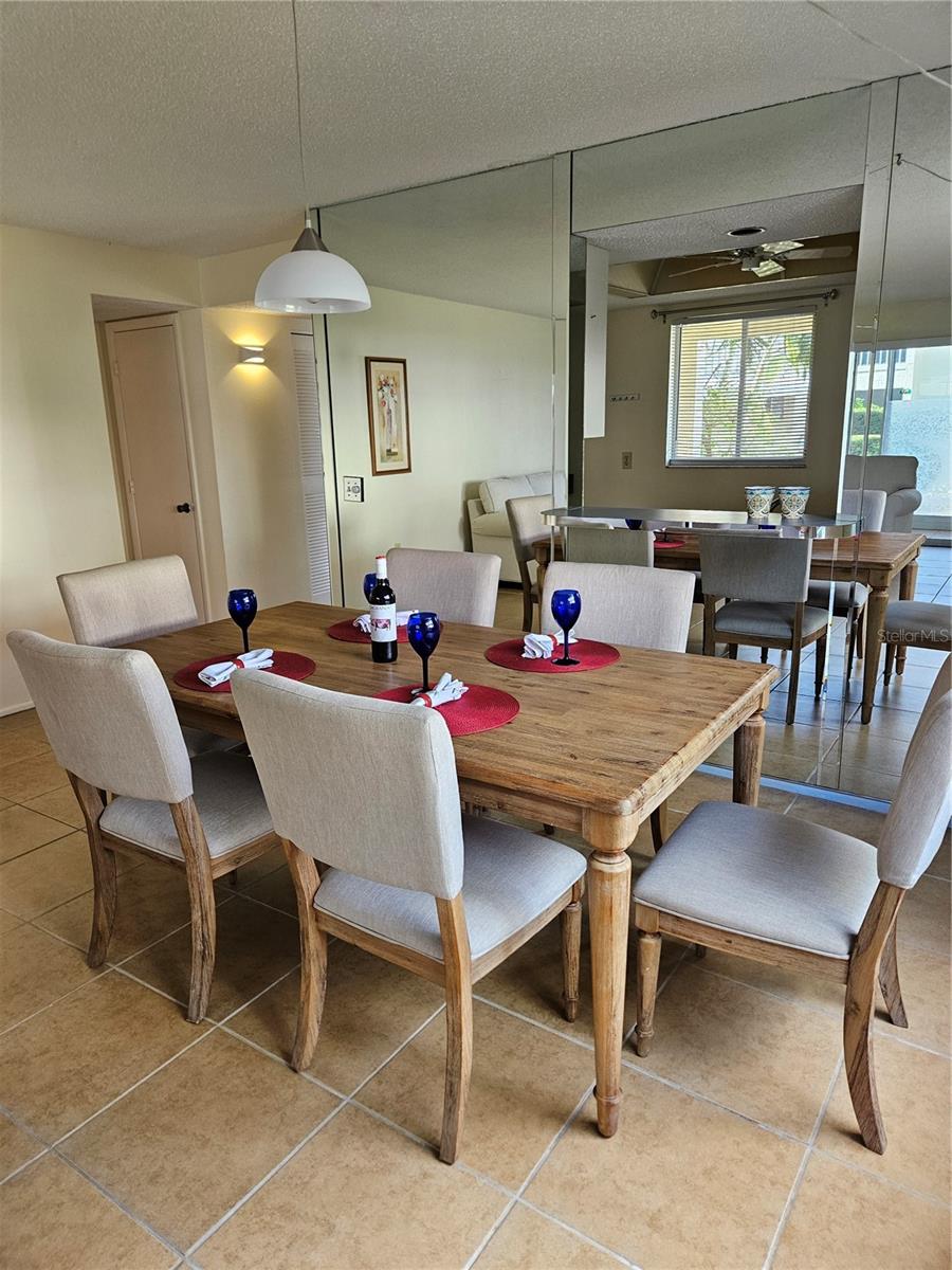 Image 4 of 32 For 3651 Hispania Place 615