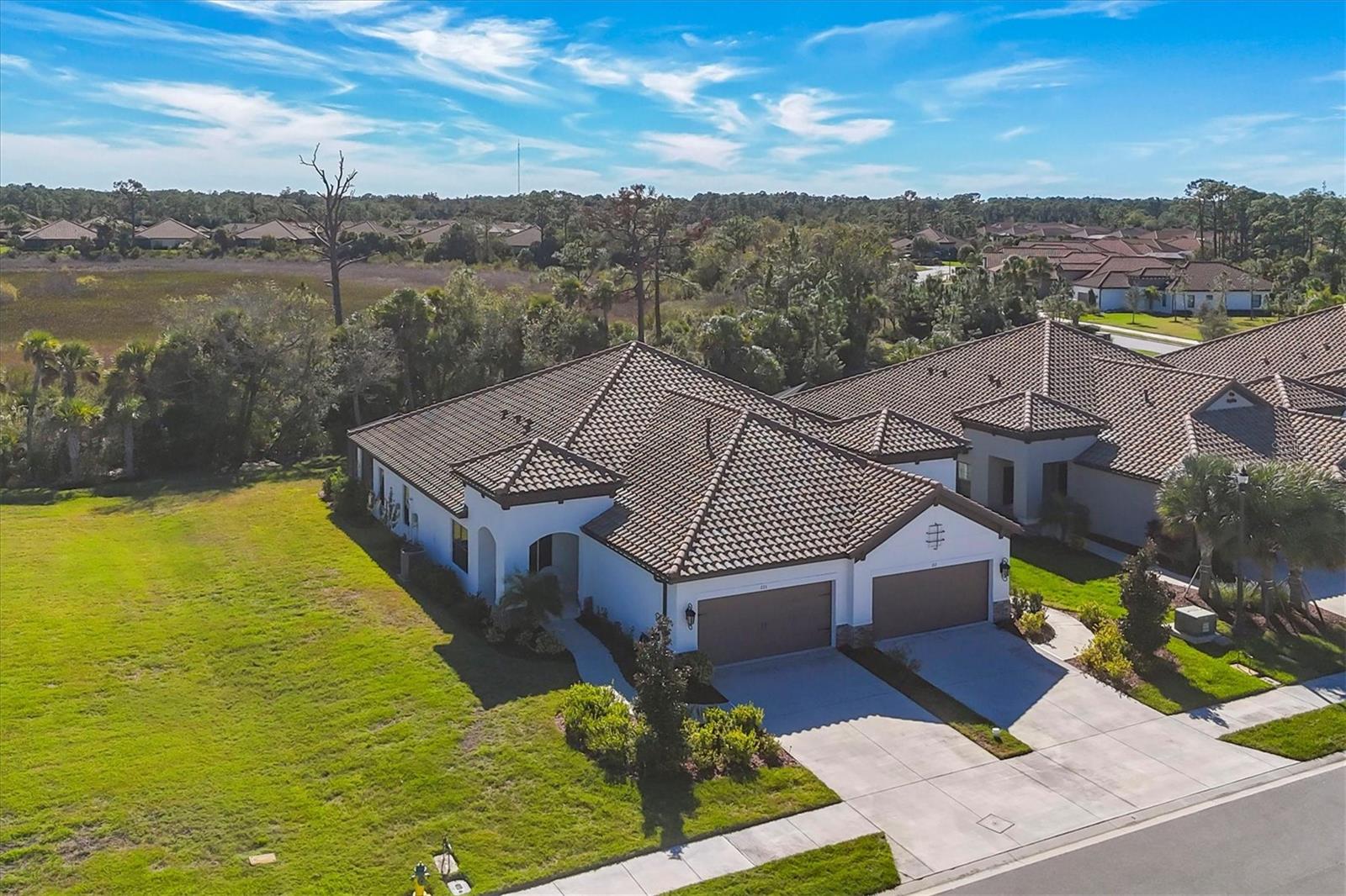 Image 10 of 54 For 221 Palidoro Circle