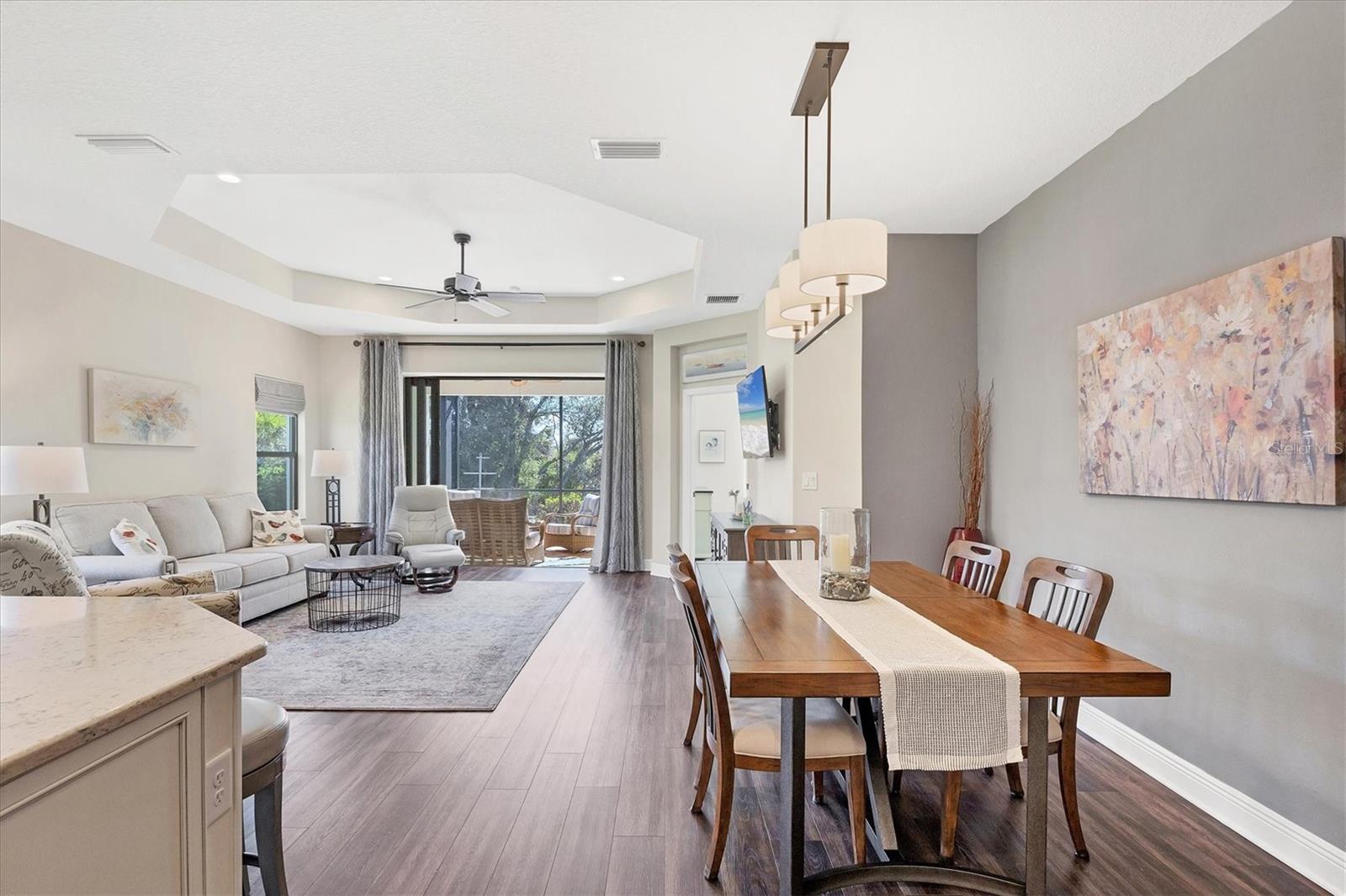 Image 20 of 54 For 221 Palidoro Circle