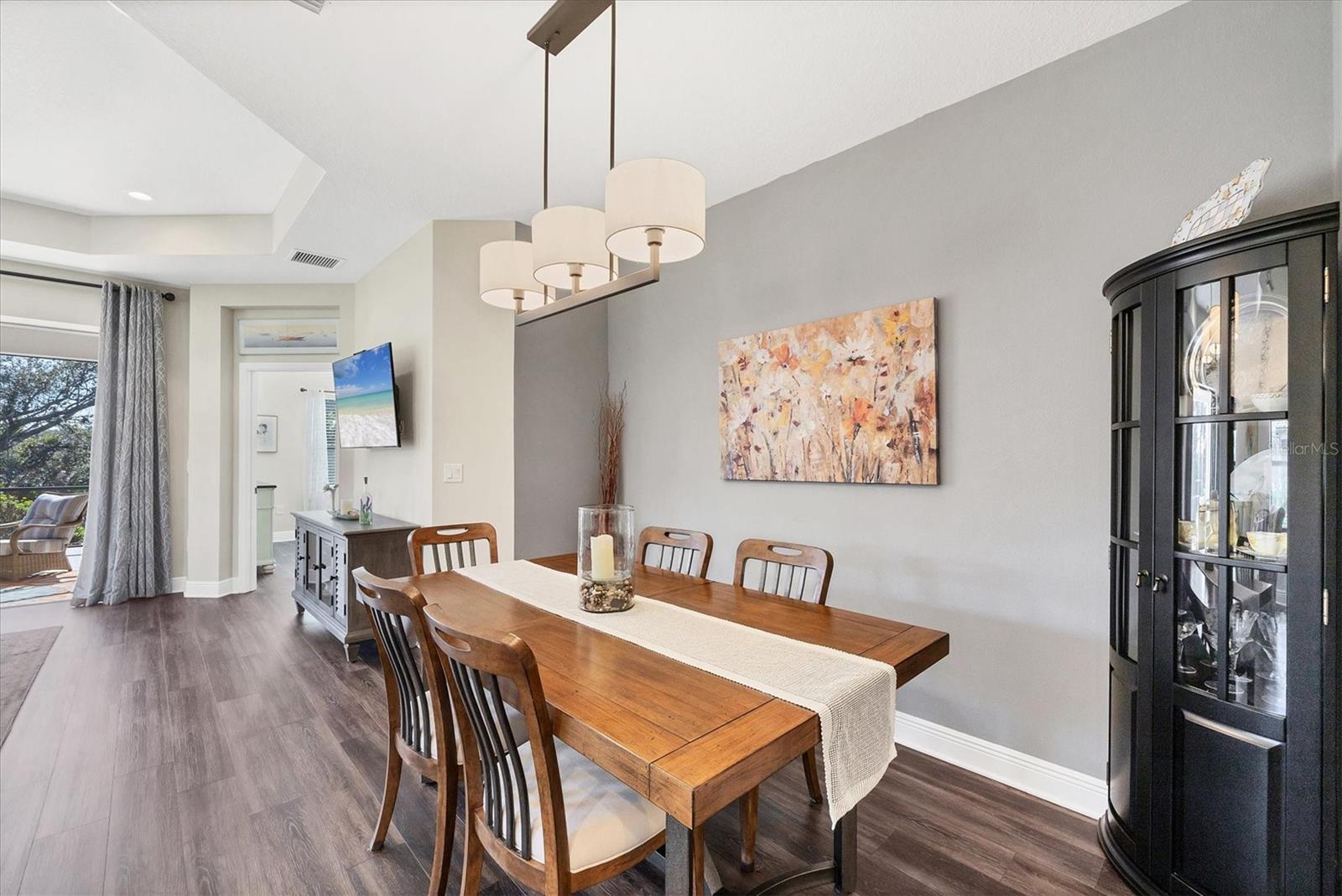 Image 21 of 54 For 221 Palidoro Circle