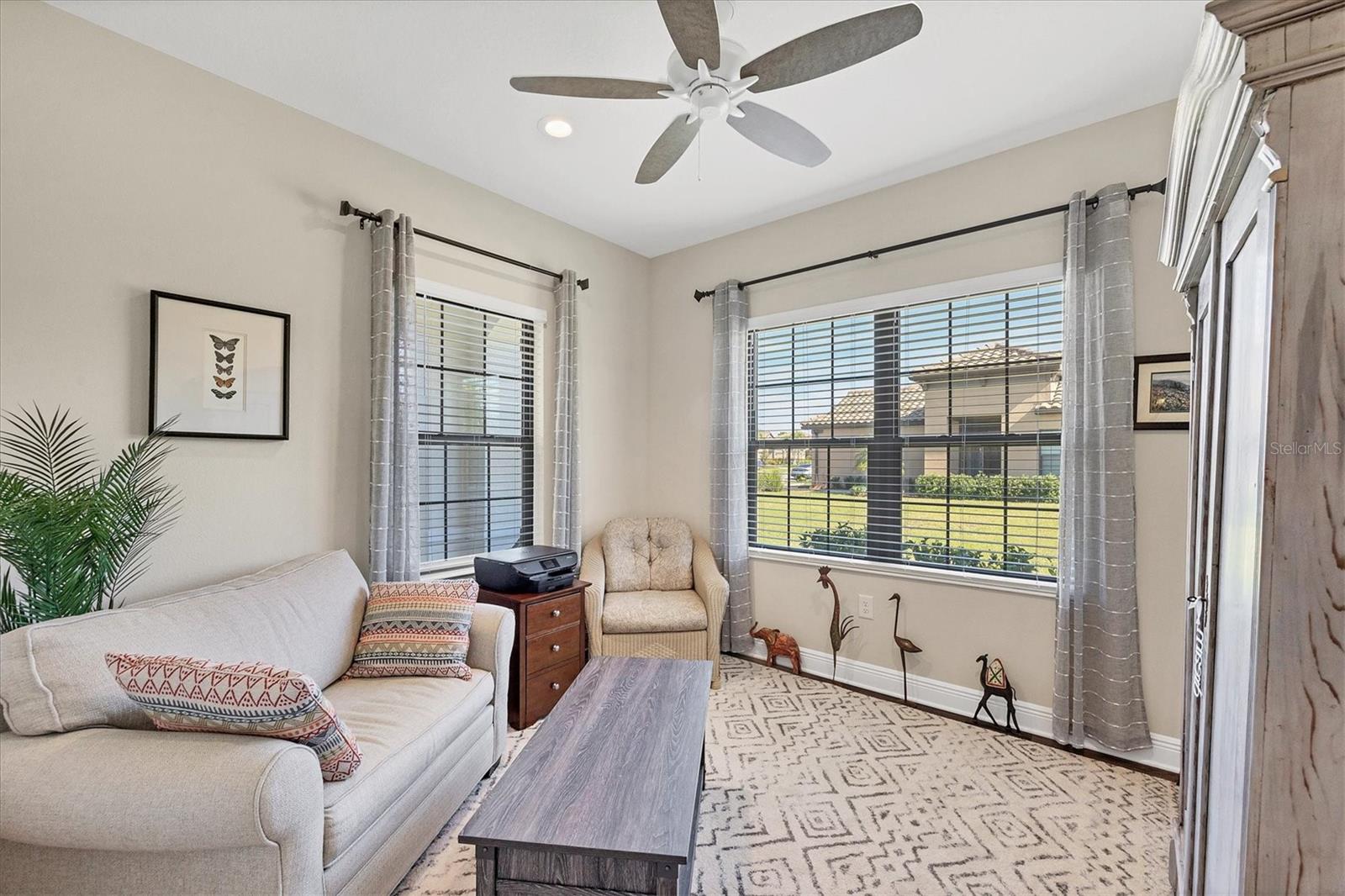 Image 23 of 54 For 221 Palidoro Circle