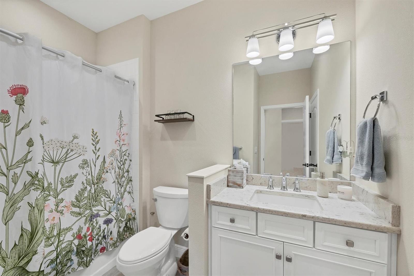 Image 33 of 54 For 221 Palidoro Circle