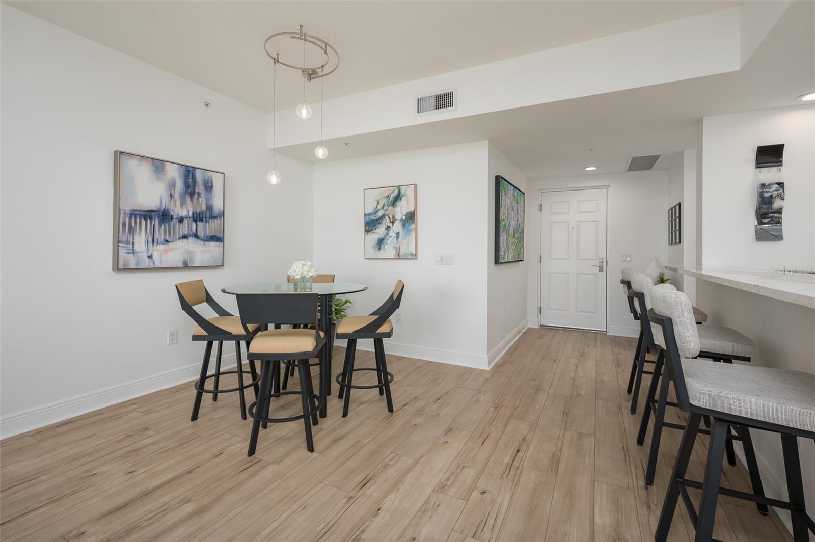 Image 13 of 60 For 800 Tamiami Trail 815