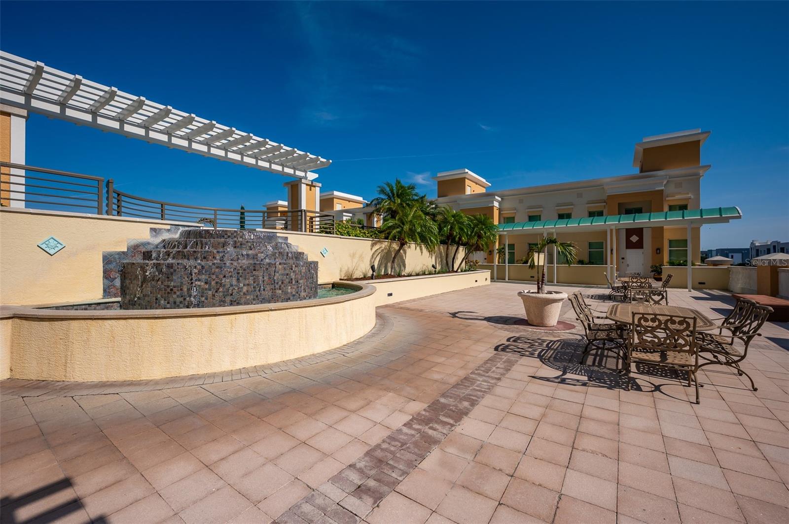 Image 41 of 60 For 800 Tamiami Trail 815