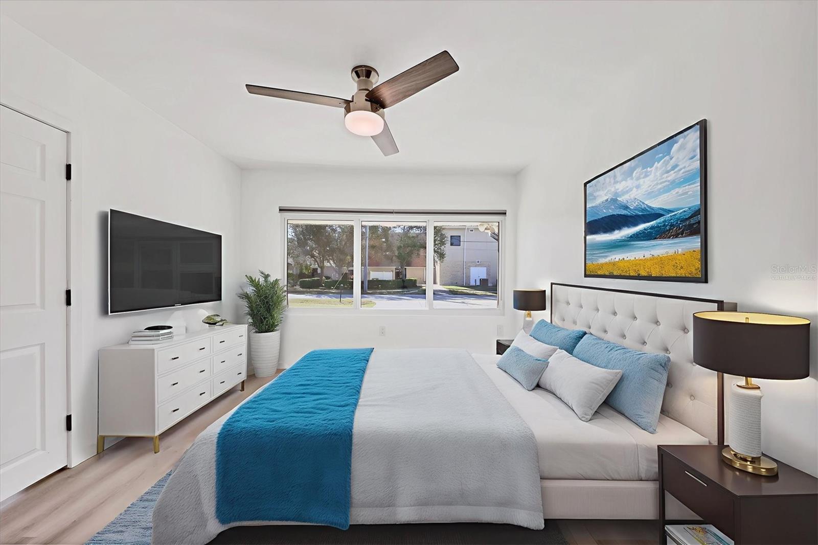 Image 14 of 36 For 2435 Eugene Street