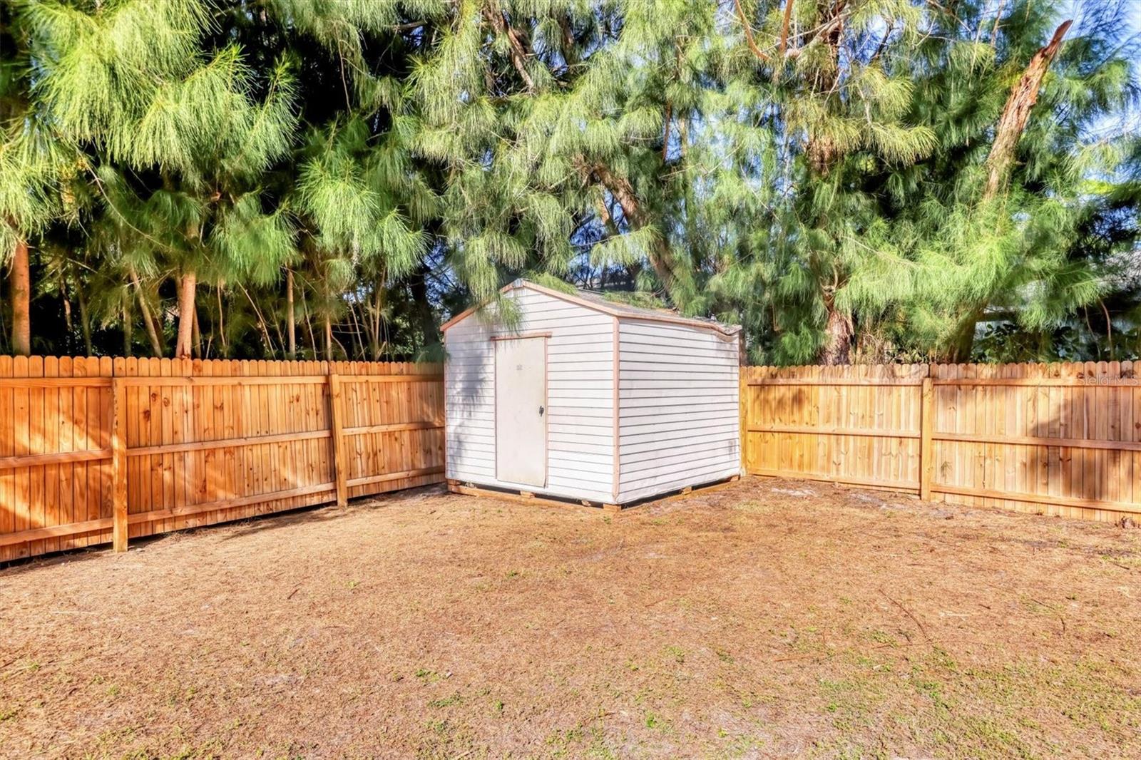 Image 29 of 36 For 2435 Eugene Street