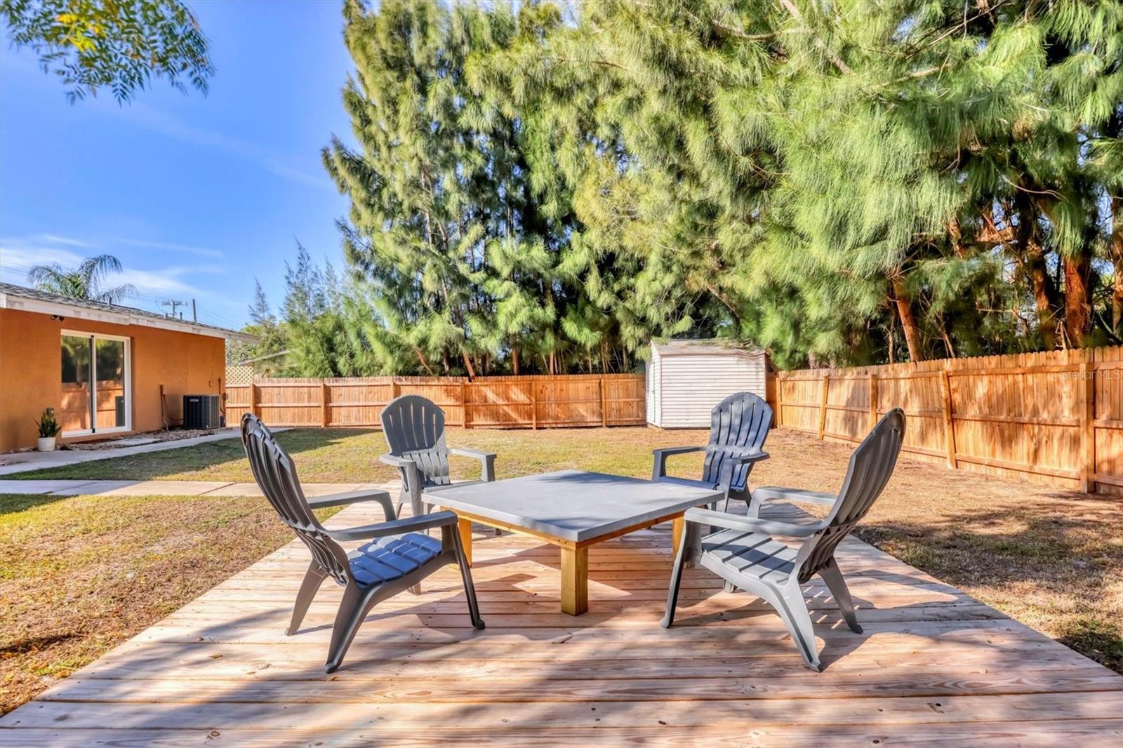 Image 31 of 36 For 2435 Eugene Street