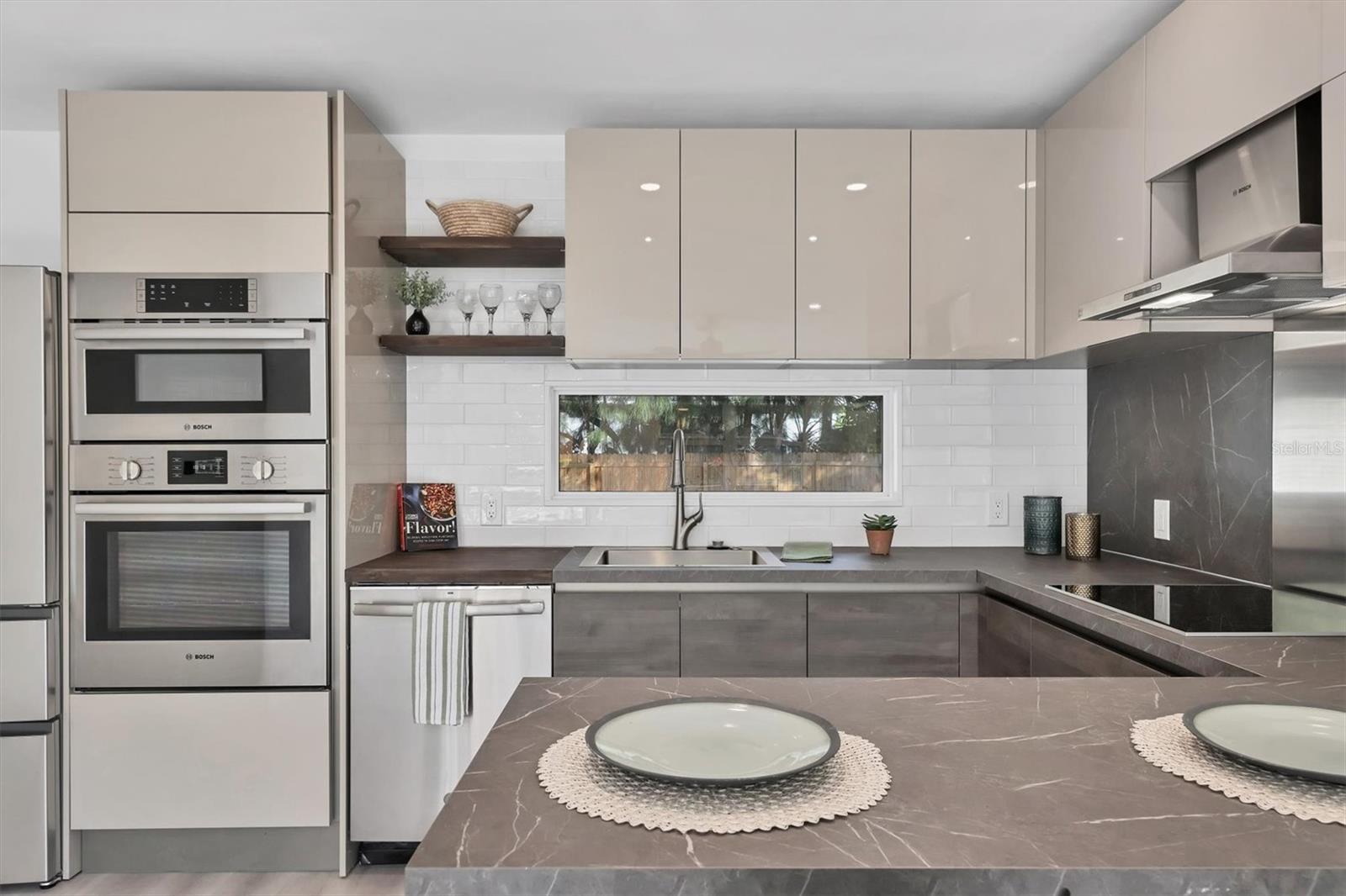 Image 4 of 36 For 2435 Eugene Street