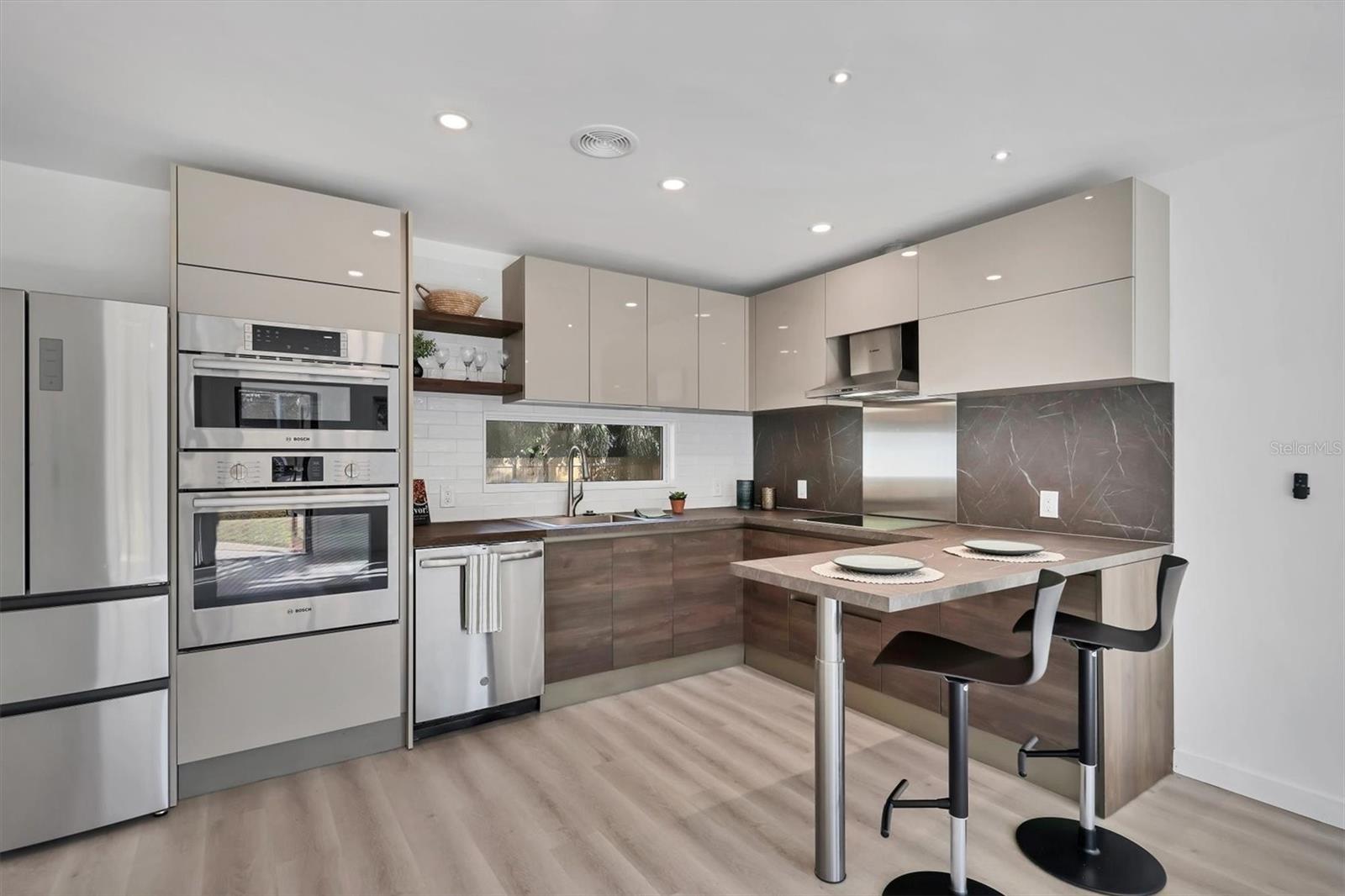 Image 6 of 36 For 2435 Eugene Street