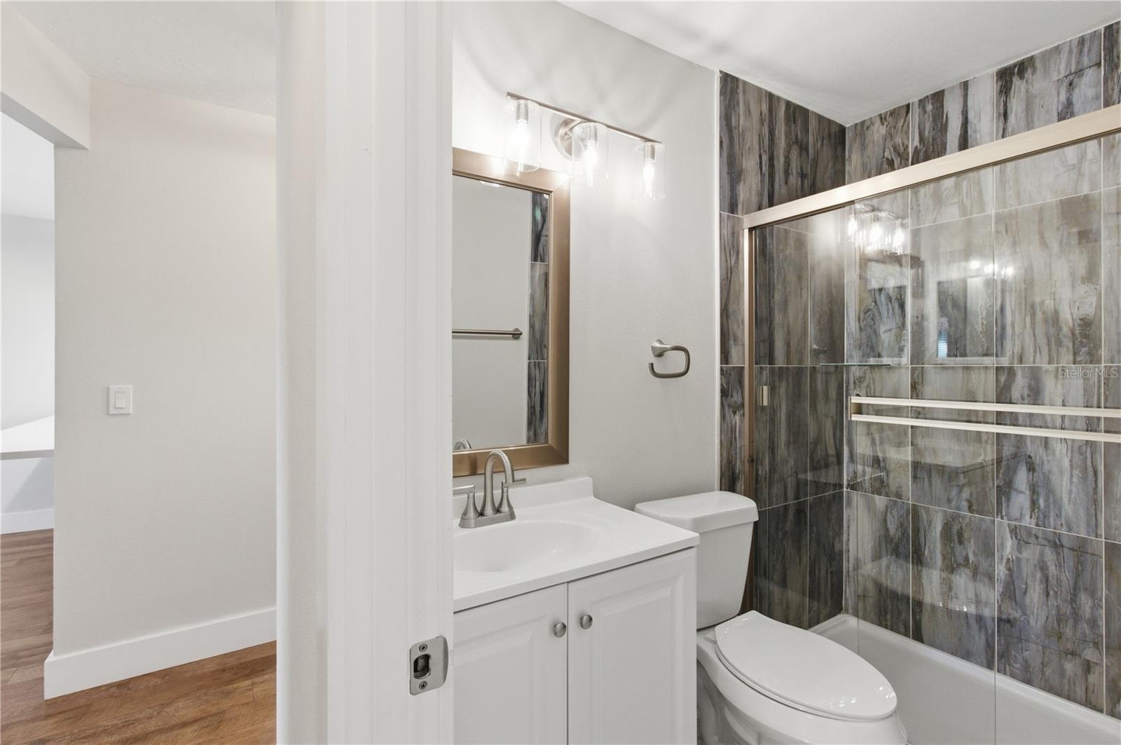 Image 13 of 21 For 3500 Beneva Road 307