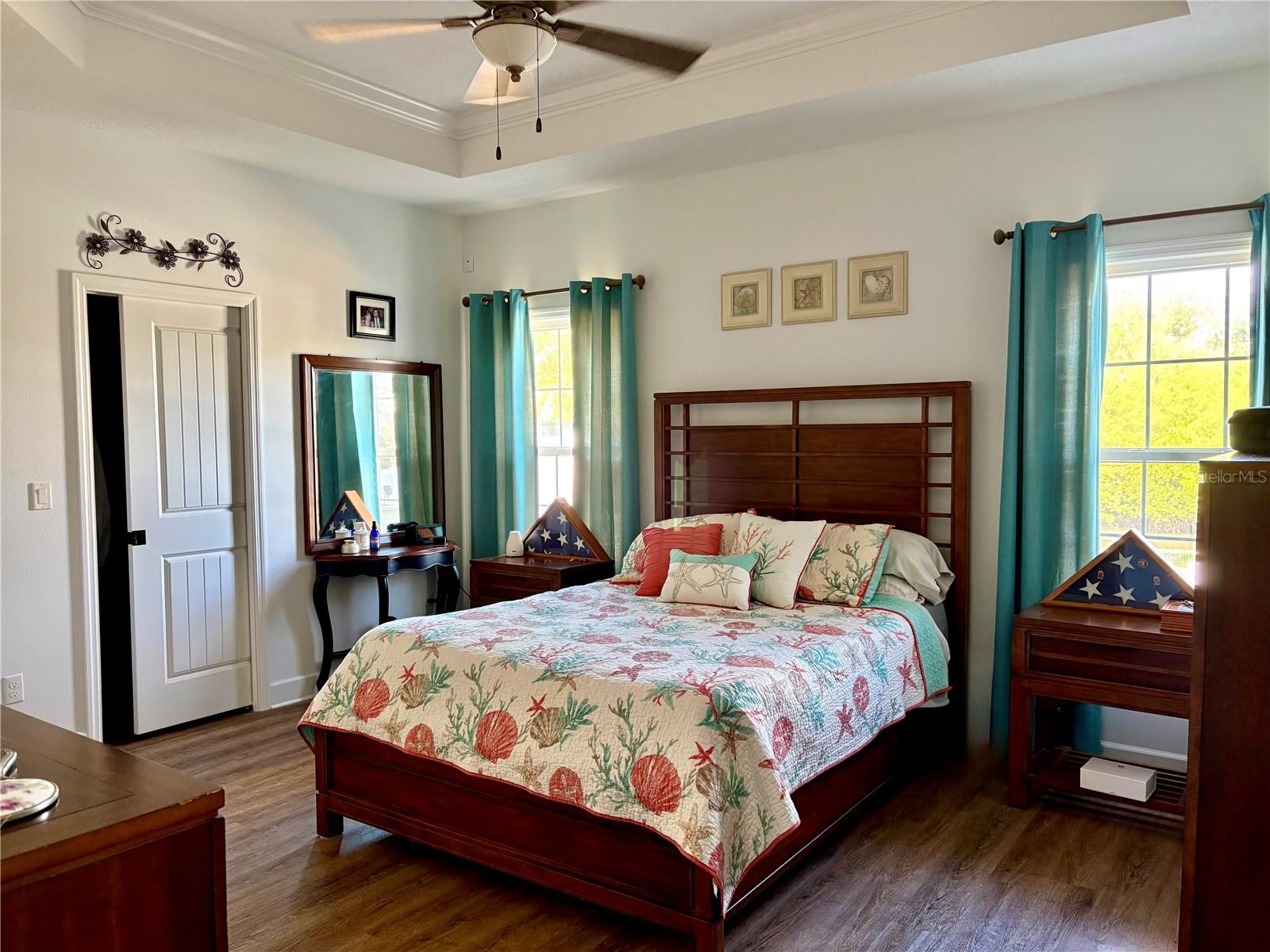 Image 23 of 50 For 630 23rd Street