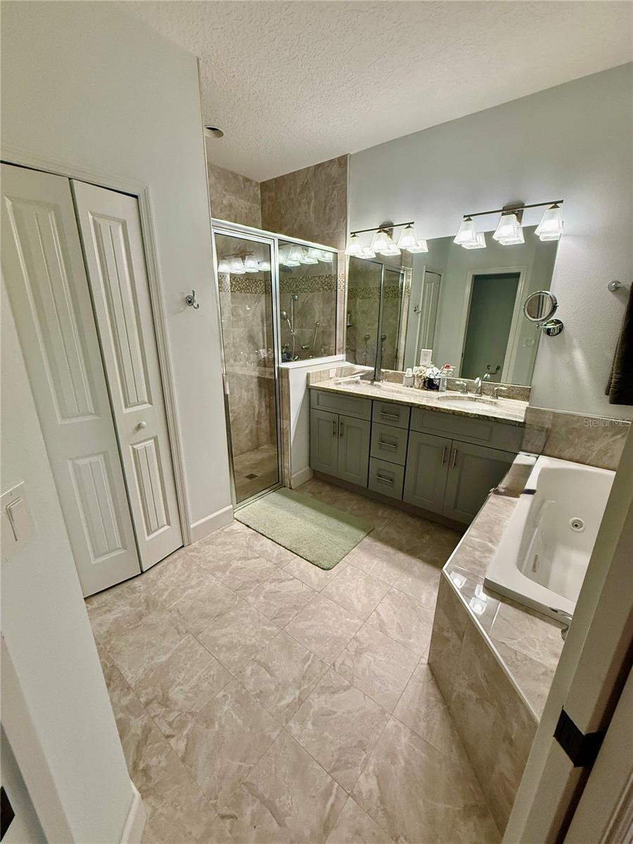 Image 25 of 50 For 630 23rd Street