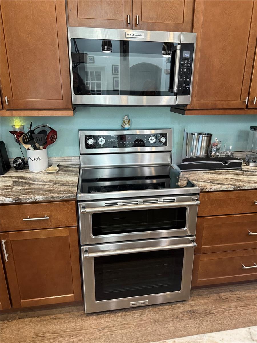 Image 7 of 50 For 630 23rd Street