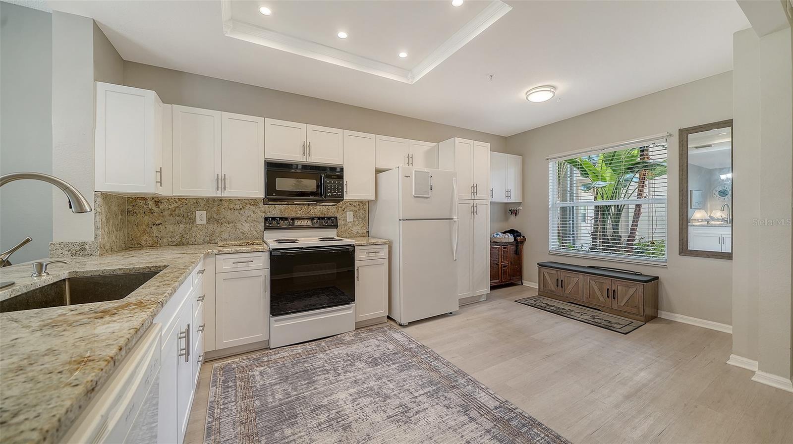 Image 15 of 60 For 9620 Club South Circle 5107