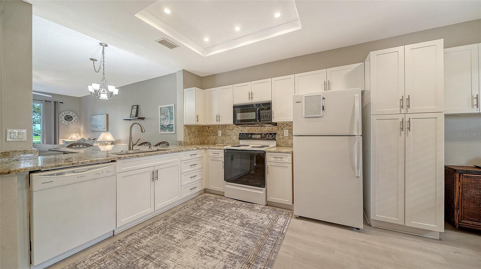 Image 16 of 60 For 9620 Club South Circle 5107