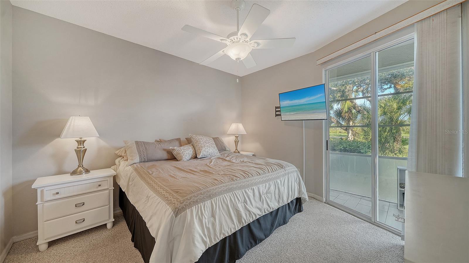 Image 18 of 60 For 9620 Club South Circle 5107