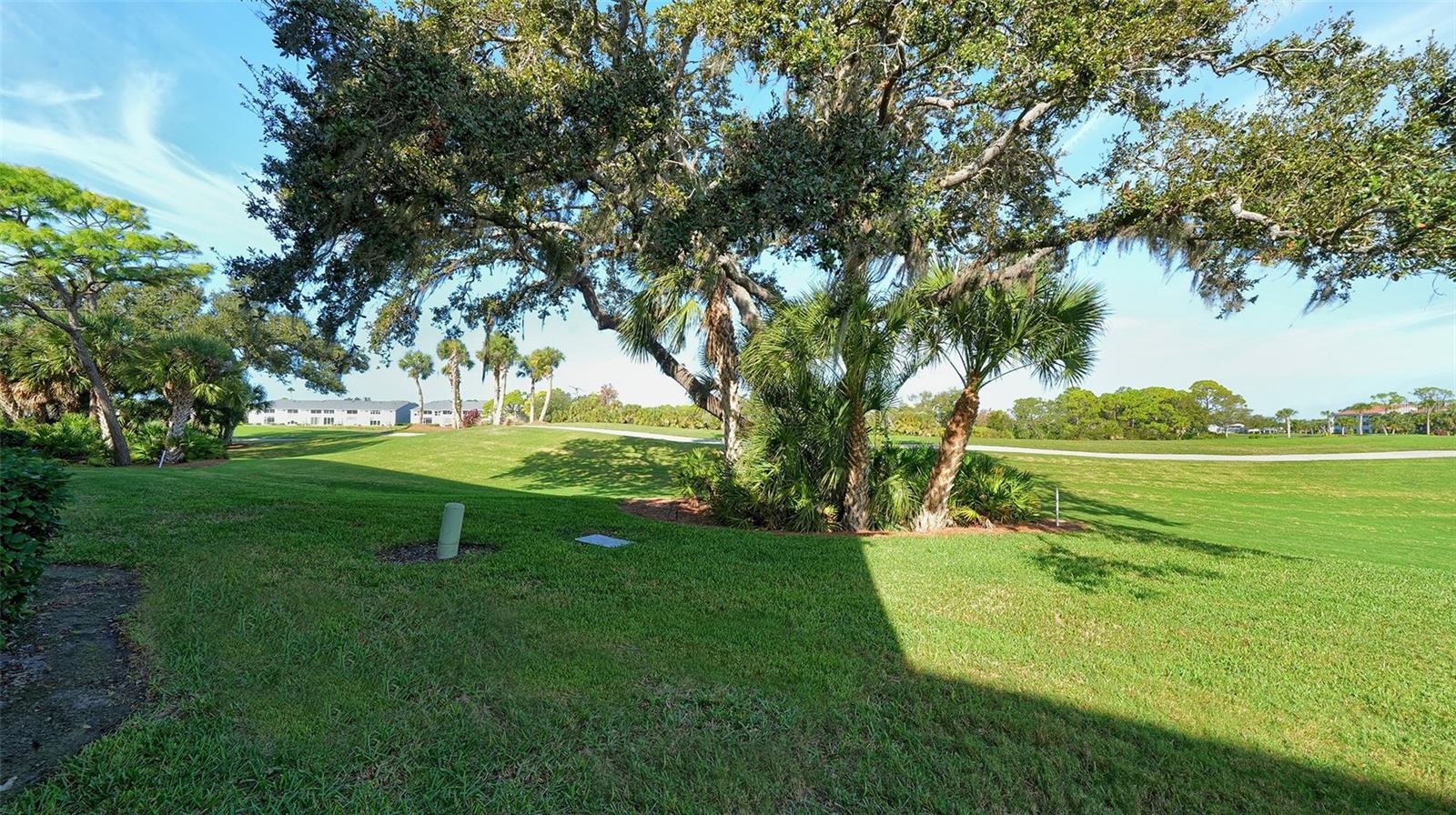 Image 25 of 60 For 9620 Club South Circle 5107