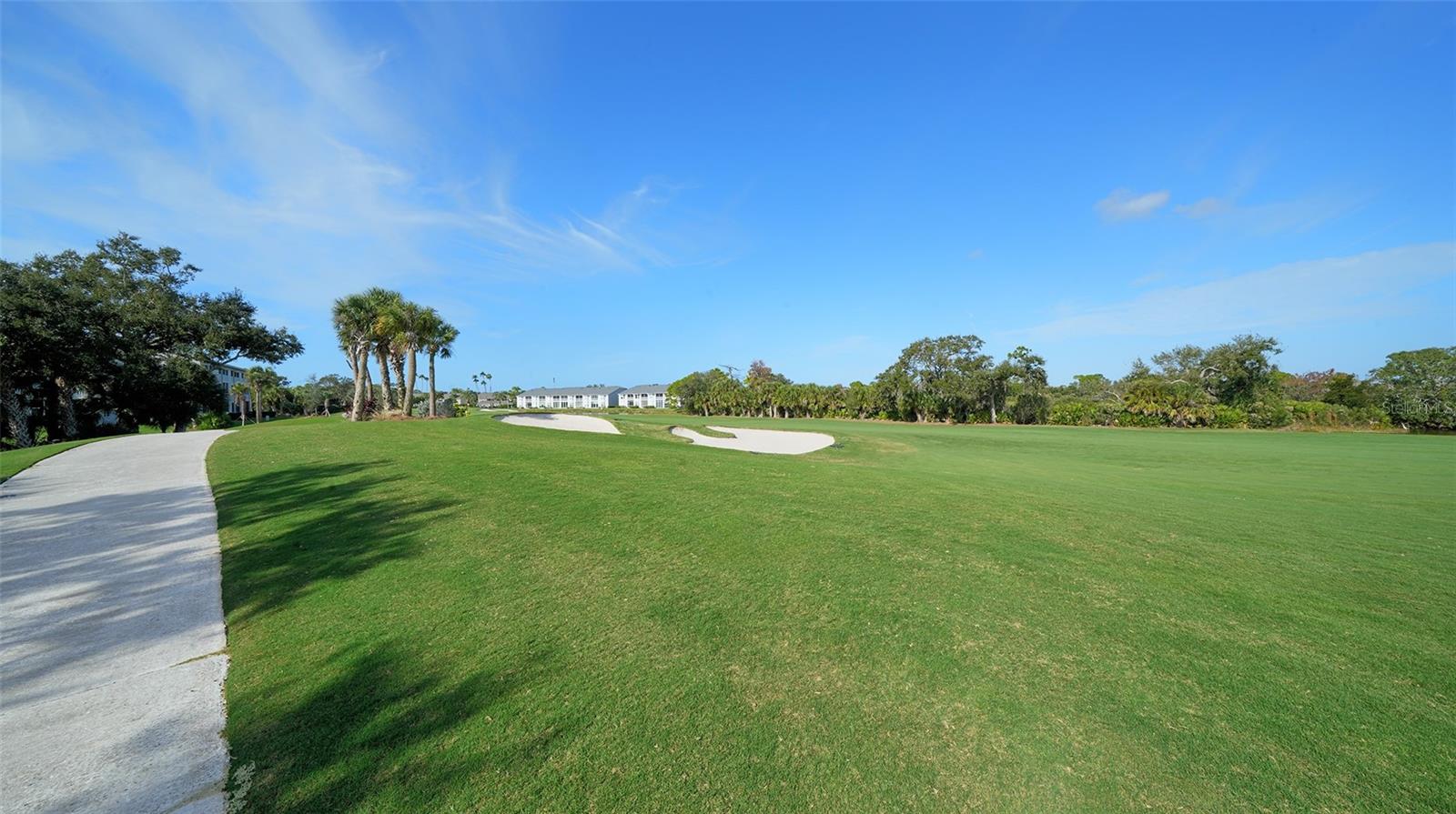 Image 26 of 60 For 9620 Club South Circle 5107