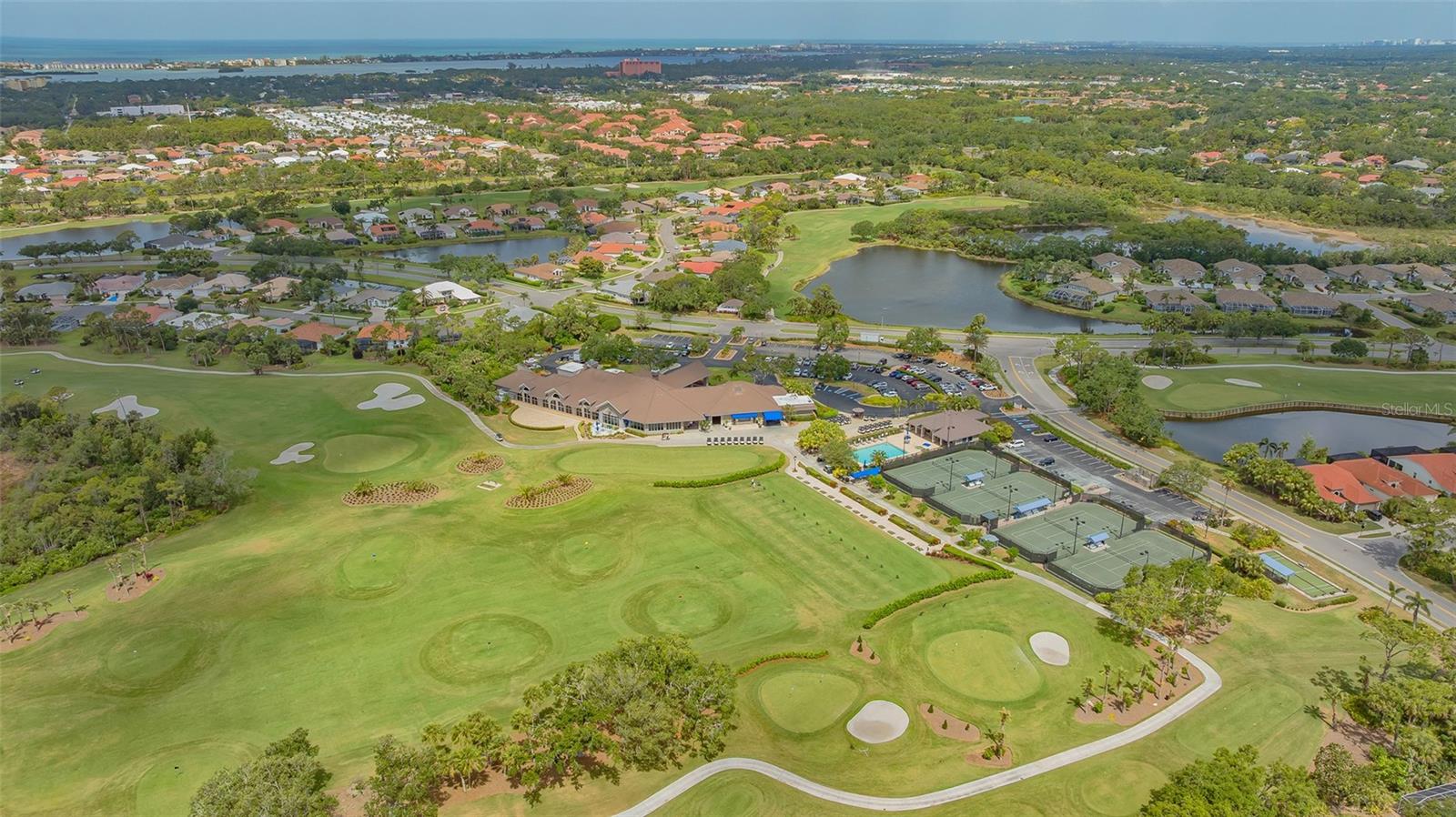 Image 37 of 60 For 9620 Club South Circle 5107