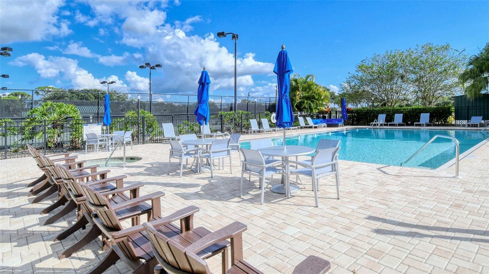 Image 41 of 60 For 9620 Club South Circle 5107