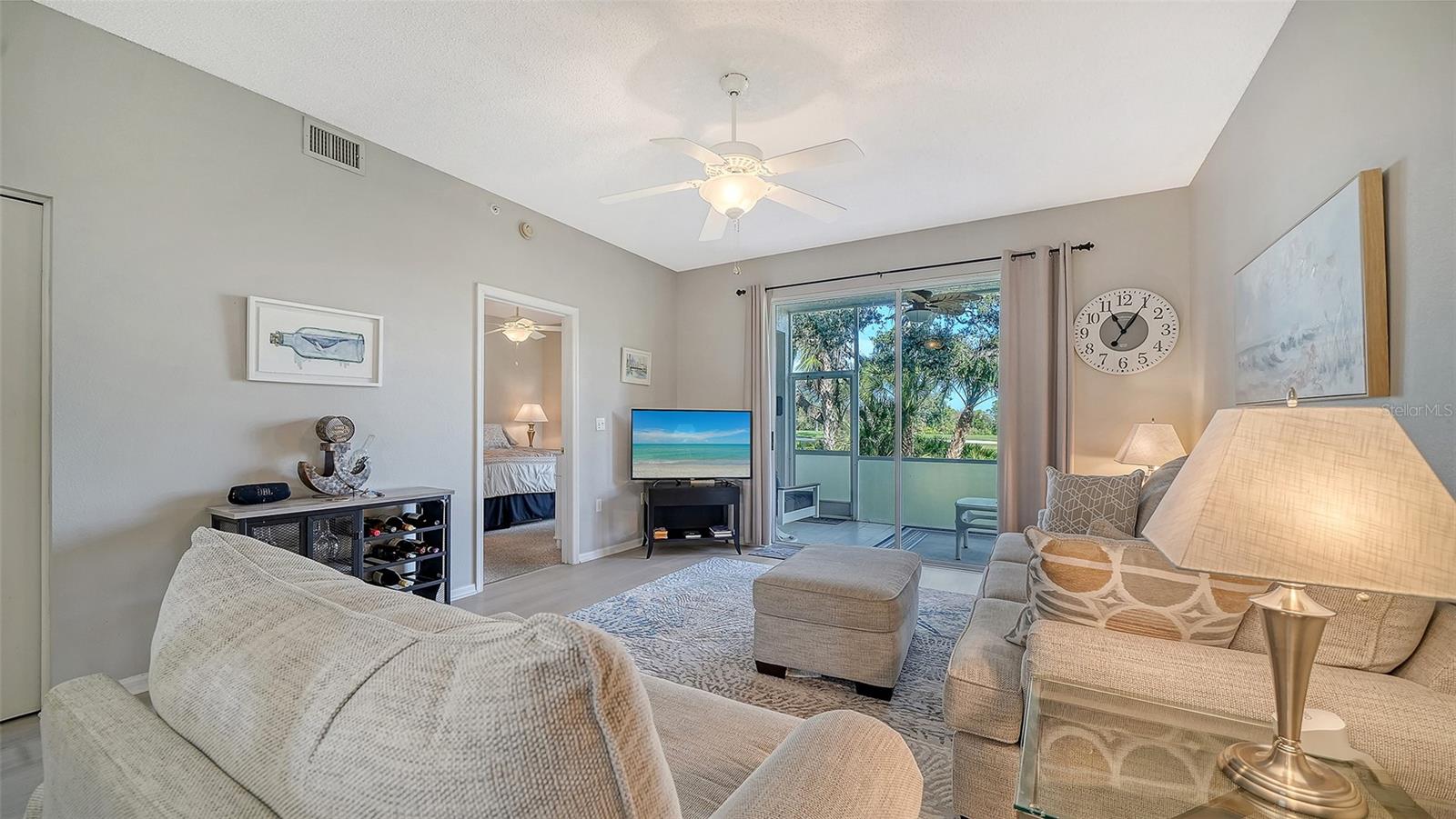 Image 5 of 60 For 9620 Club South Circle 5107