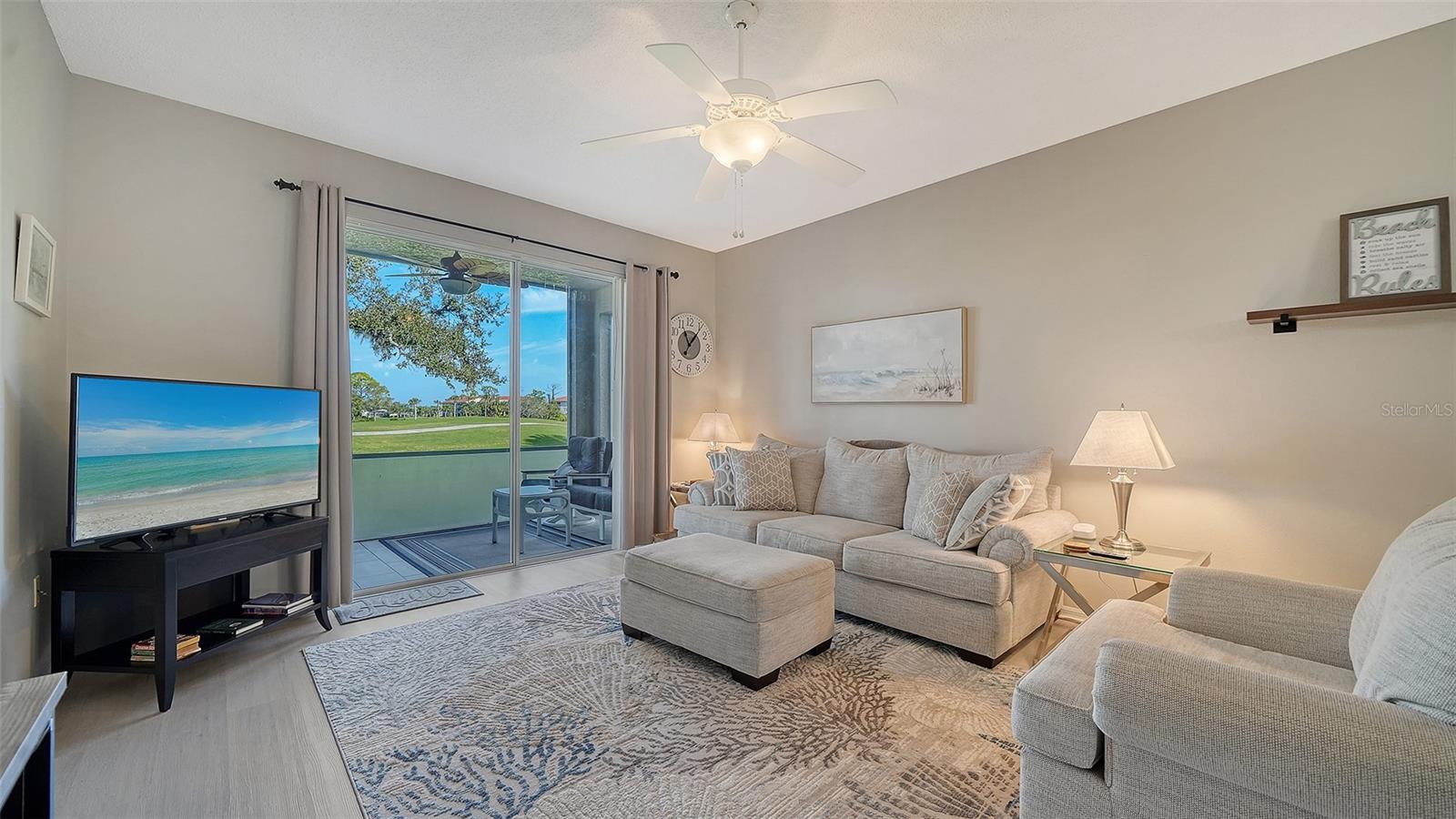 Image 6 of 60 For 9620 Club South Circle 5107