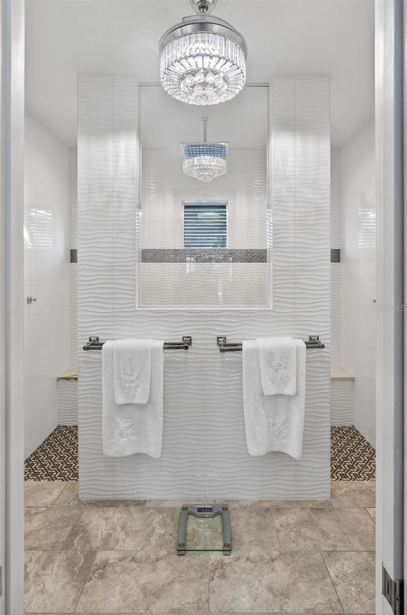 Image 19 of 43 For 2930 Scenic View Drive