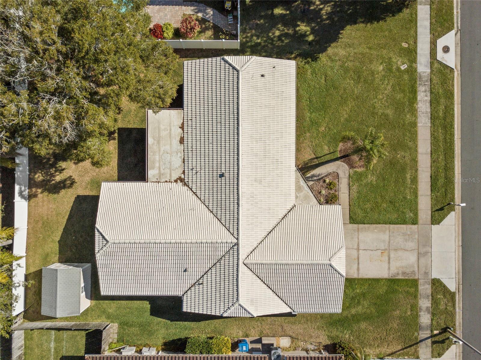 Image 28 of 29 For 2186 Waterside Drive