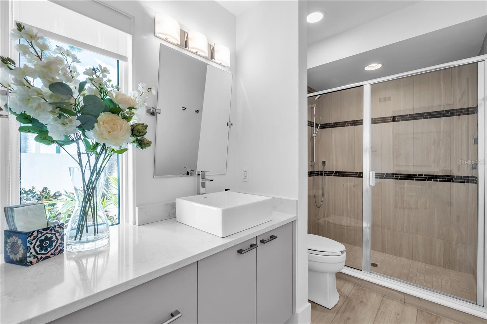 Image 15 of 41 For 701 Tyler Drive