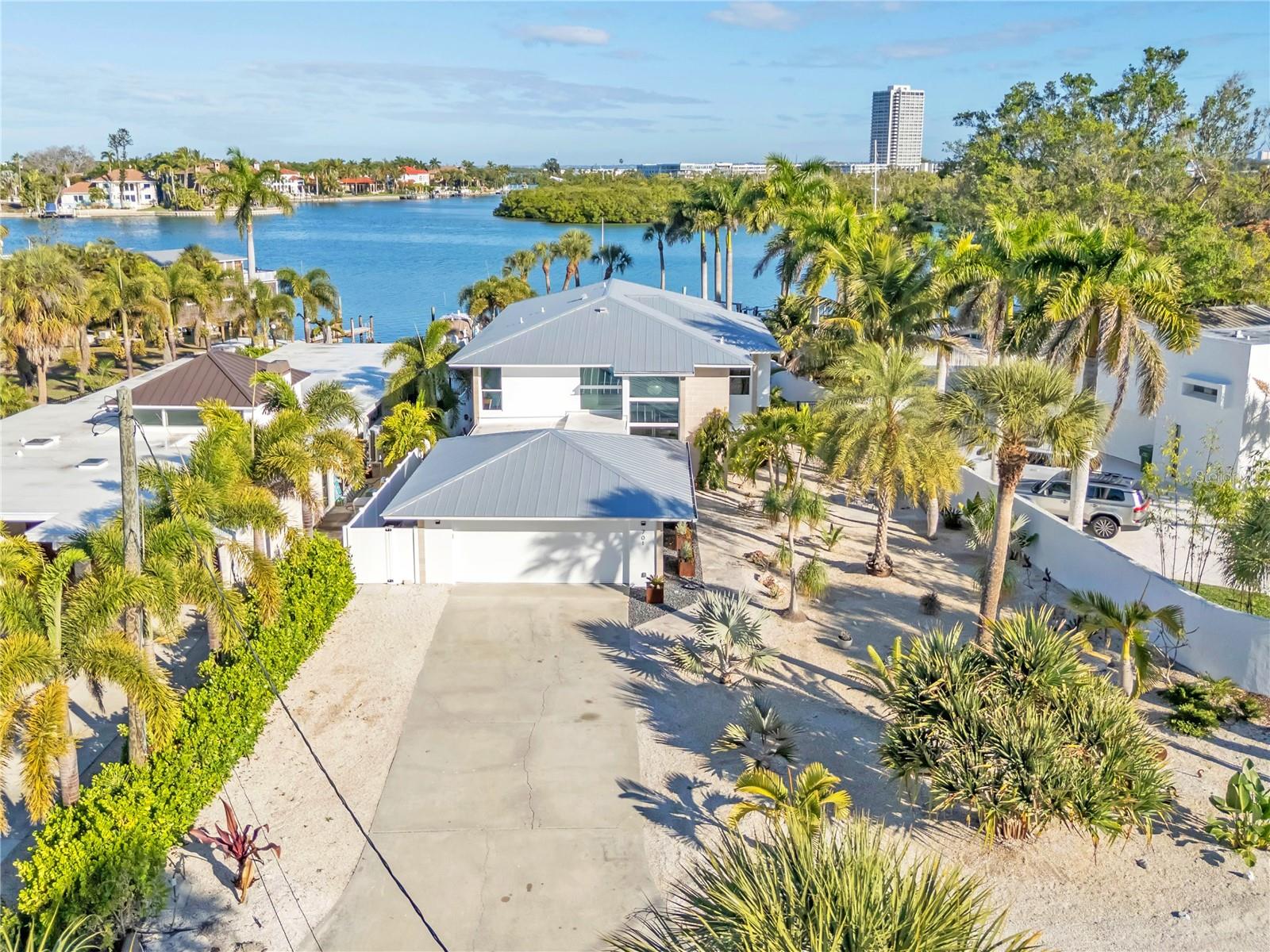 Image 39 of 41 For 701 Tyler Drive