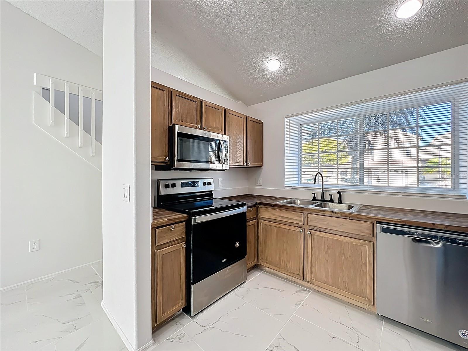 Image 14 of 58 For 1216 Sandbrook Drive