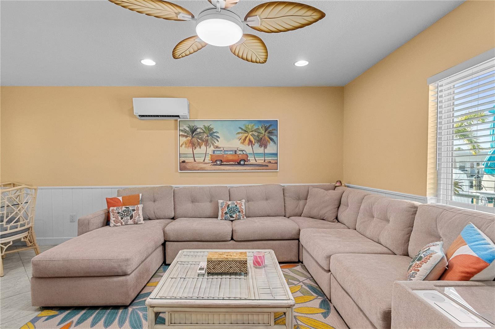 Image 14 of 55 For 3740 Gulf Of Mexico Drive 114