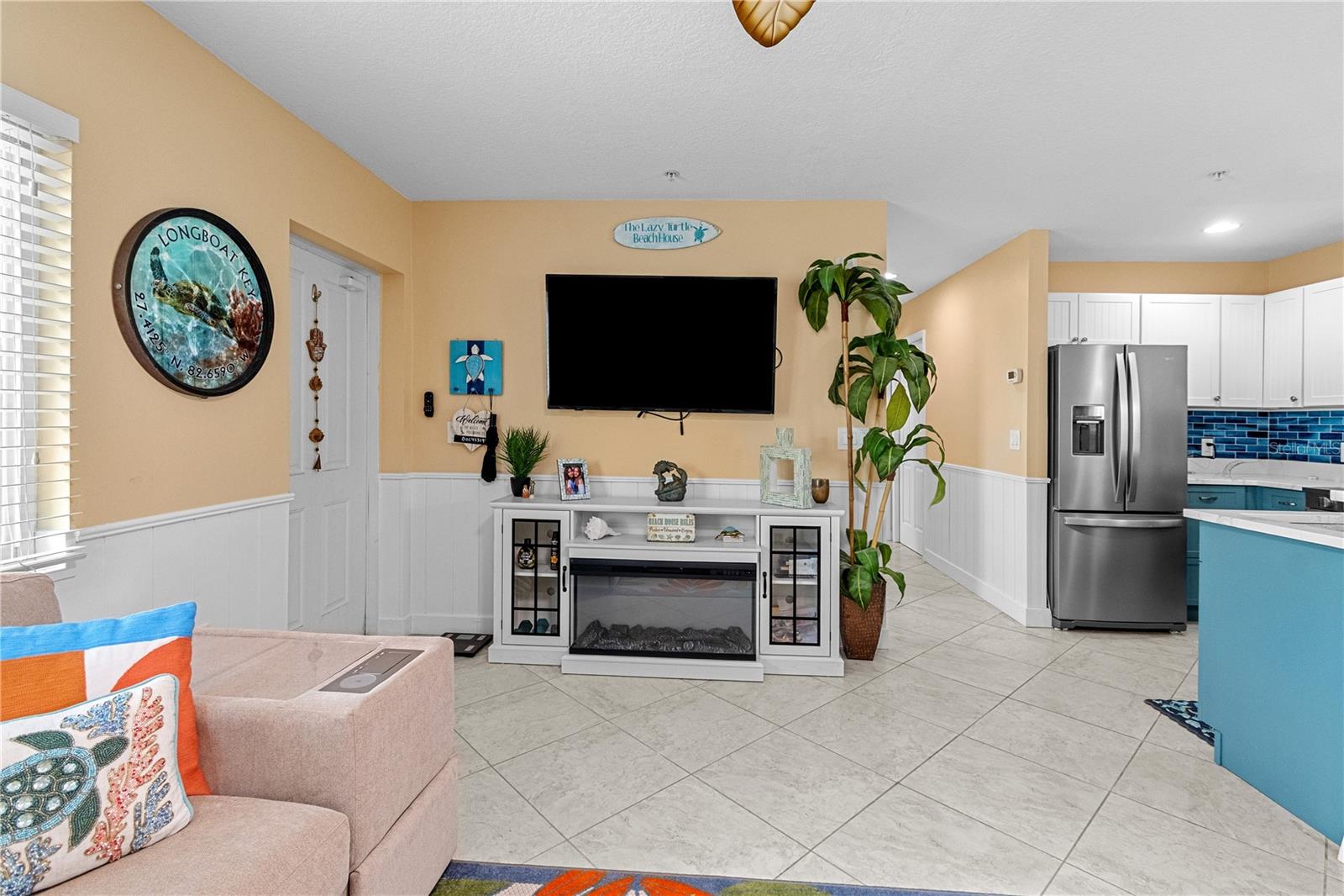 Image 17 of 55 For 3740 Gulf Of Mexico Drive 114