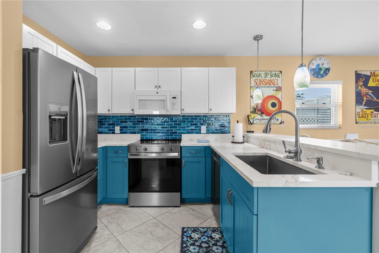 Image 18 of 55 For 3740 Gulf Of Mexico Drive 114