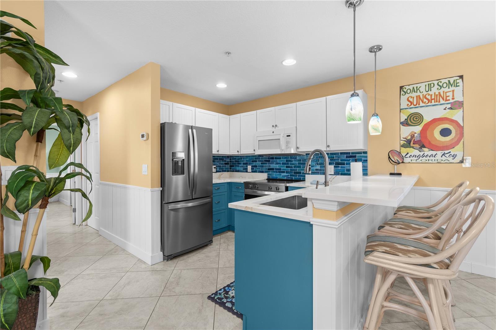 Image 20 of 55 For 3740 Gulf Of Mexico Drive 114