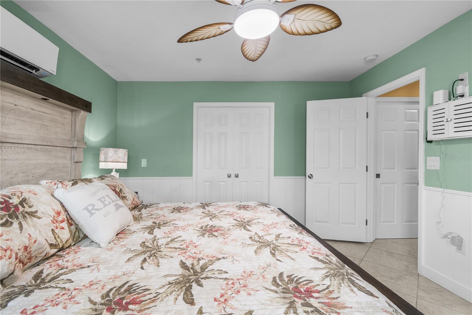 Image 28 of 55 For 3740 Gulf Of Mexico Drive 114