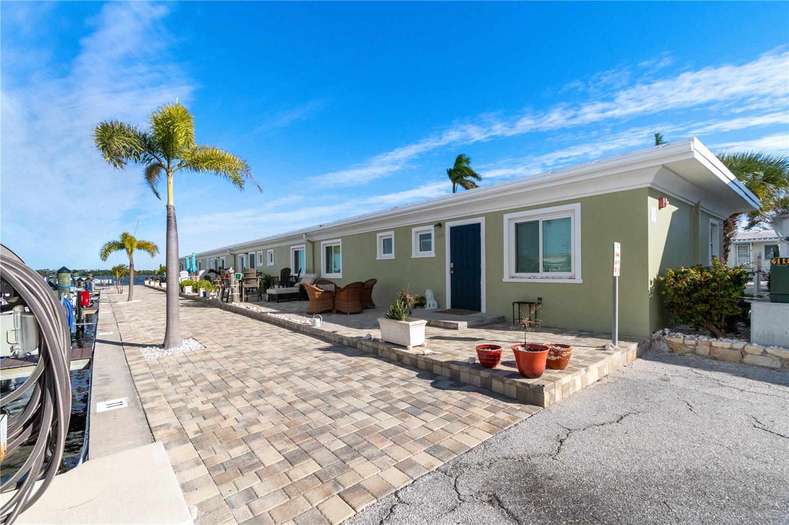 Image 37 of 55 For 3740 Gulf Of Mexico Drive 114